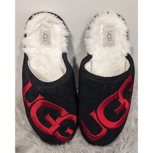 UGG Scuff Logo Black Red Suede Sheepskin Slip On Round Toe Slippers Men’s Size 9